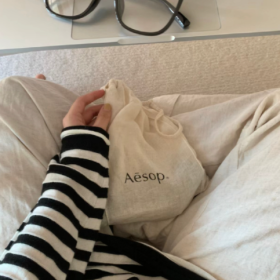 不踩别人的脚印 只找