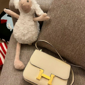 能感动人心的，永远不