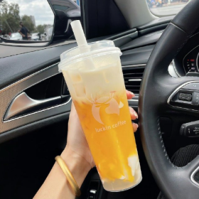 聪明的女人，爱而不痴