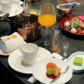 能感动人心的，永远不