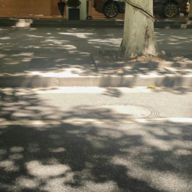 想起小时候在家里院子