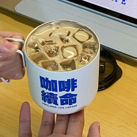 扶我起来 我还能熬