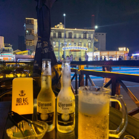 “ 一个