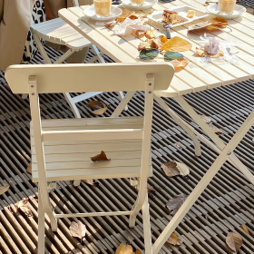 没有很快乐,也没有不