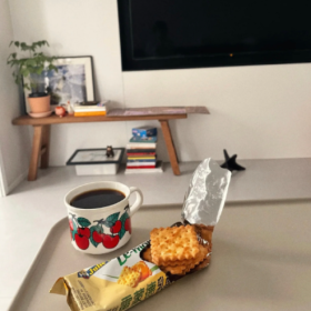 花自己钱代表着自由和