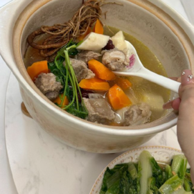 心已经千疮百孔,还是