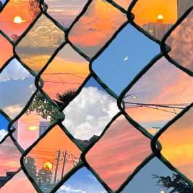 天空美的像一封彩色的