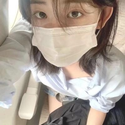 布满黄昏的广场