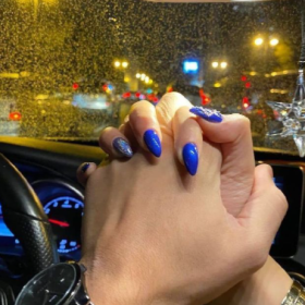 其实我们都知道 爱会