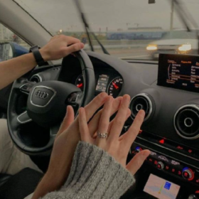 其实我们都知道 爱会