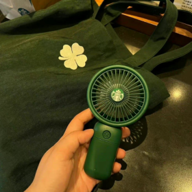 都说爱一个人久了会腻