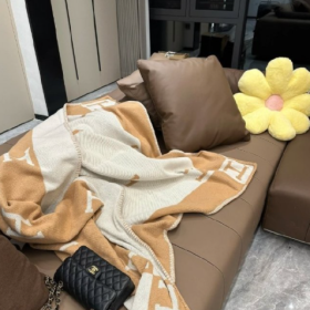 真正给你撑腰的 是银