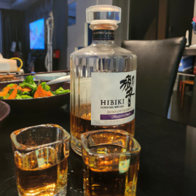 一直冷漠就好 心软一