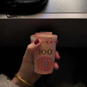 一直冷漠就好 心软一