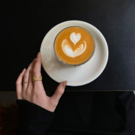 “知足知不足 有为有