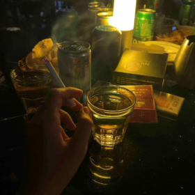 今朝有酒今朝醉 生活