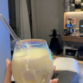 想钱想疯了是优点不是