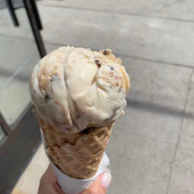 挺无语的,你那么穷,