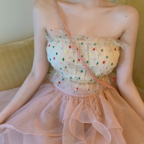 没人理解你,就自己爱