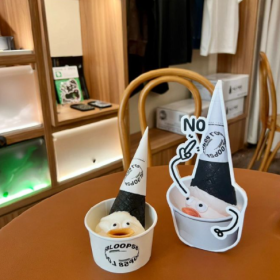 心要像伞一样,撑得起