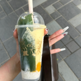 心要像伞一样,撑得起