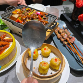 别想太多,好好吃饭,