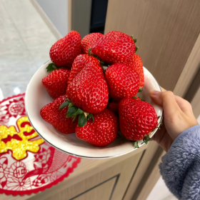 别用自己的嘴巴干扰别