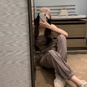 相册里的每一张照片和