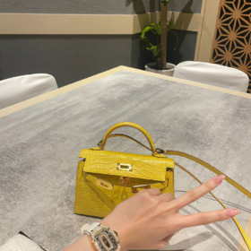 往后余生,愿我无坚不