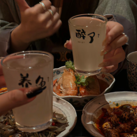 女孩子的快乐真简单啊