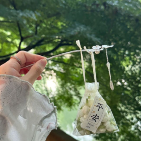 友情提示：别花穷男人