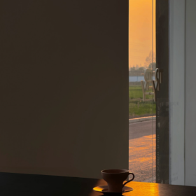 浪漫会很开心 开心就