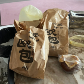 人到一定岁数，自己就