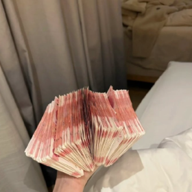 谋生很辛苦 热爱就不