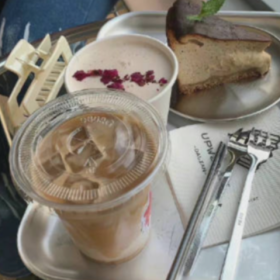 一辈子很短,一定要和