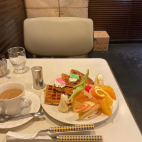 能让别人快乐的人，