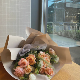 一辈子很短,一定要和