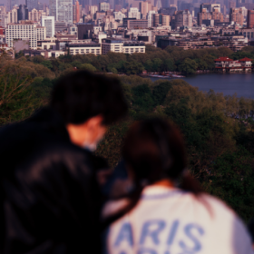 总有人用心，总有人浪