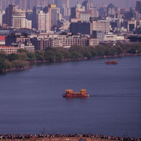 总有人用心，总有人浪