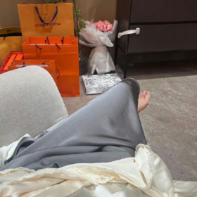 在这个薄情寡义的世界