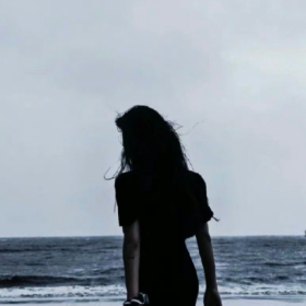 在这个薄情寡义的世界