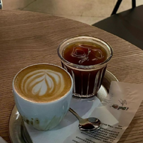 别人的二十多岁帕拉梅