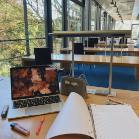 “可以用到过年的微信高级状态短句”