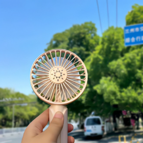 希望这个六月,天气凉