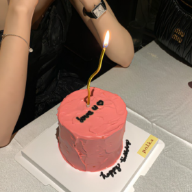 幸福来之不易,更不应