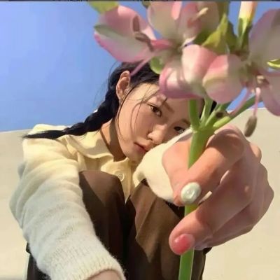 鲜花无解意