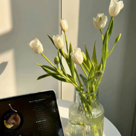 𝙎𝙝𝙖𝙧𝙚｜朋友圈背