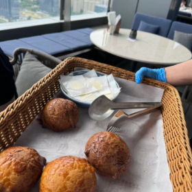 普通啊 当然普通 即