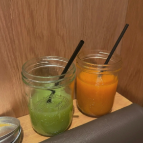 爱都是贪心的，所以贪