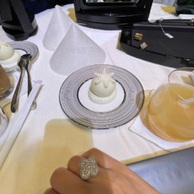 “努力不